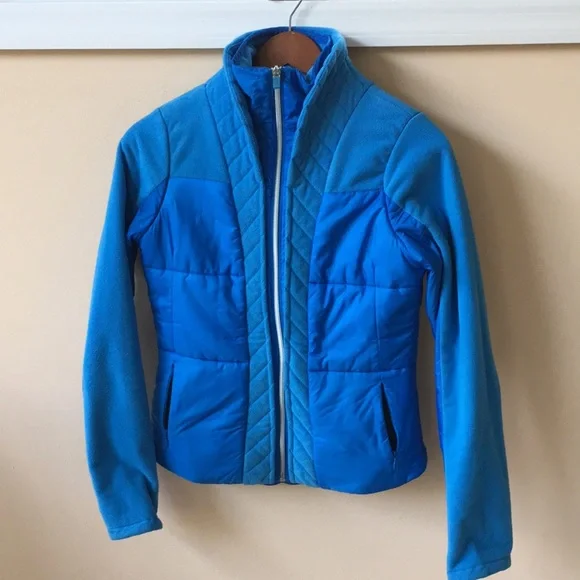 Like-new Lululemon jacket - Picture 7 of 9